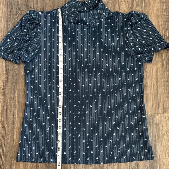 Byrdie Golf Social Wear Marina Mock Neck Top - Picture 10 of 13